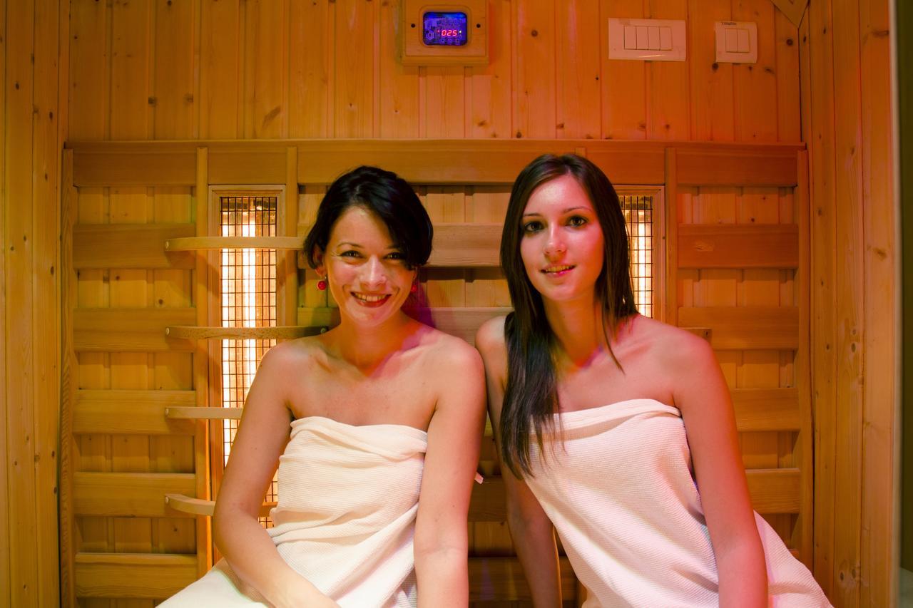 Gosztola Gyoengye-Az Erdo Szallodaja Bagian luar foto